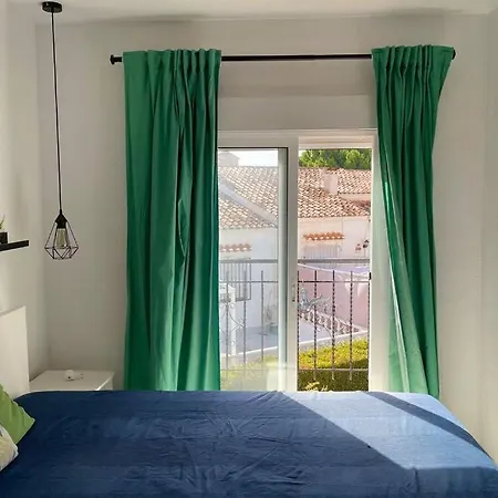Bungalow With Swimming Pool And Solarium *